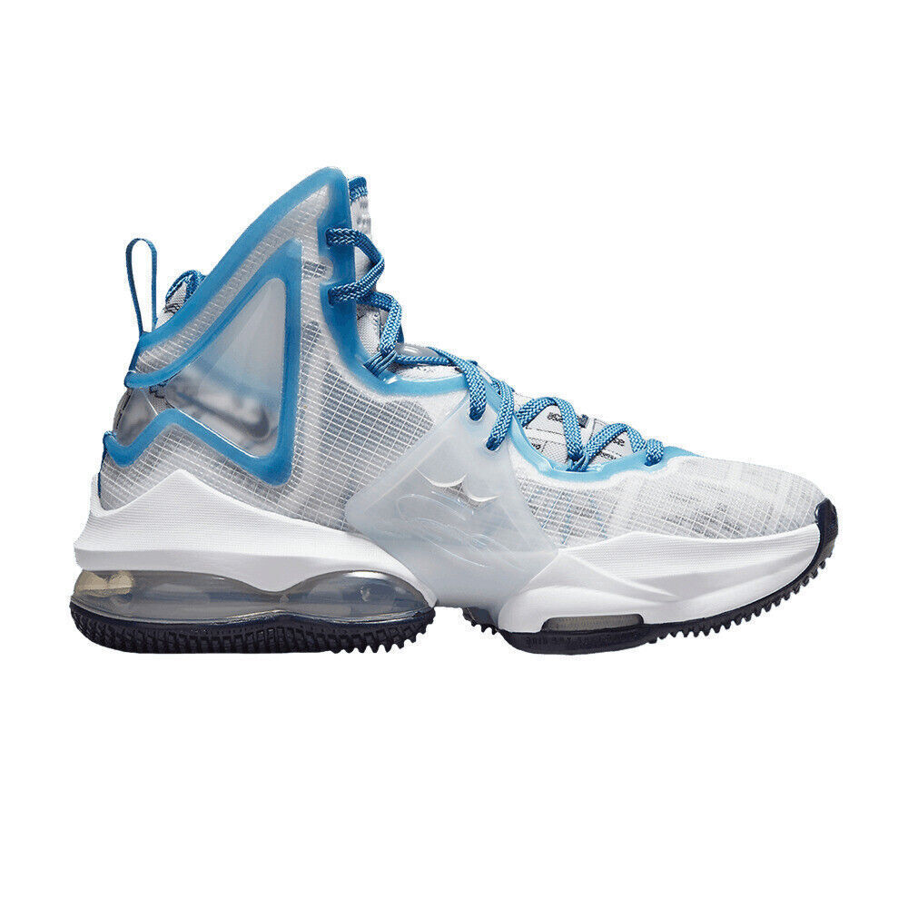 Спортивный костюм Nike Space Jam x LeBron 19 GS DD0418-100 Детская обувь