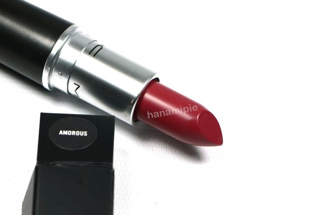 mac satin amorous