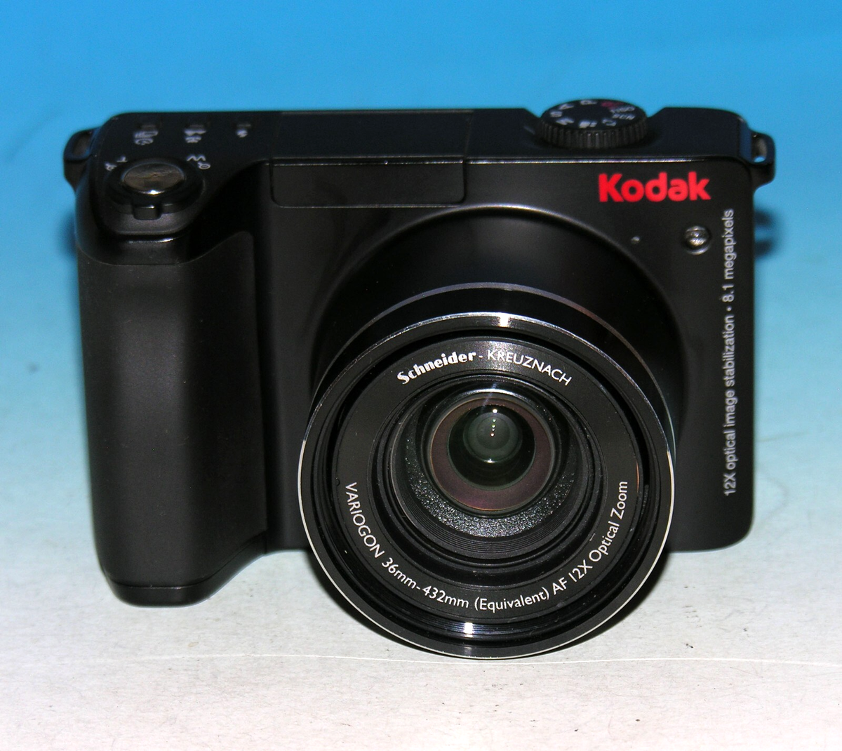 Kodak EasyShare Z8612 IS 8.1MP Digital Camera - Black #2406 (Takes