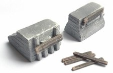 Beton-Prellbock, 2 verschiedene Typen inkl. loser Bahnschwellen, Spur H0, 1:87