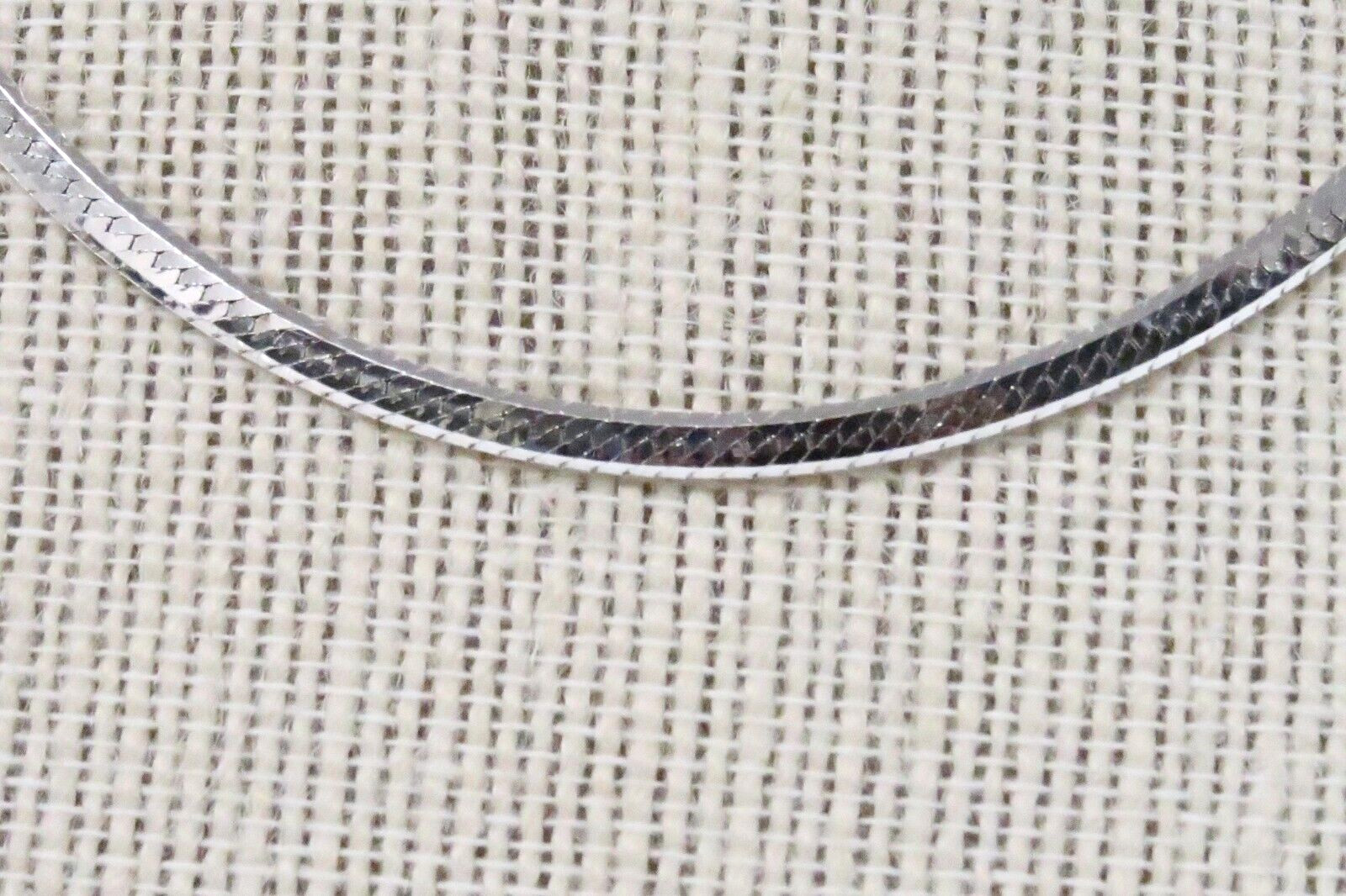 APPEALING STERLING SILVER HERRINGBONE NECKLACE 24… - image 2