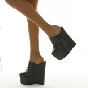 platform wedge clogs