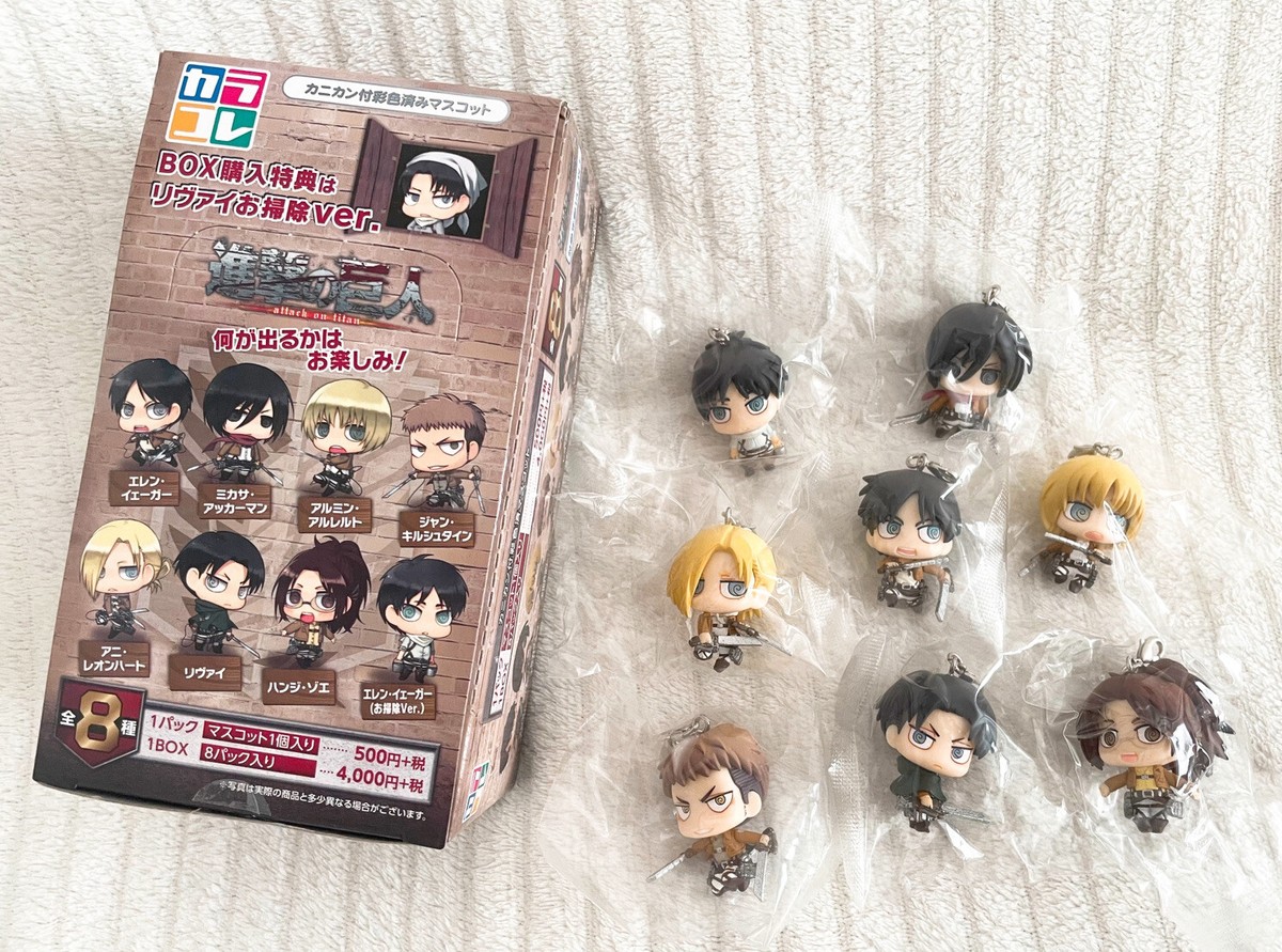 Figura Llavero Attack on Titan - MOVIC RARO Nuevo En Caja Auténtico