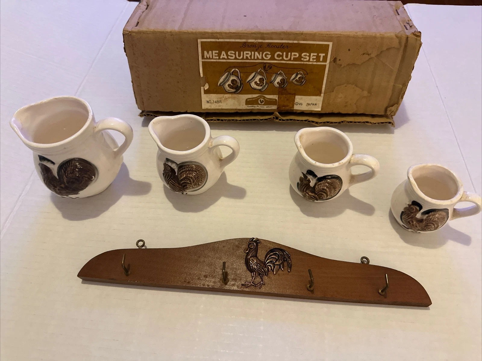 Vintage Bronze Rooster Measuring Cup Set w Orig Box - Made In Japan