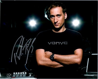 DJ PAUL VAN DYK  SIGNED AUTOGRAPHED 8X10 PHOTO D