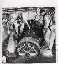 1965 Press Photo Astronauts Wally Schirra & John Stafford