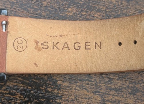 Skagen SKW6325 Hagen Watch w/ Leather Strap and New Battery - Picture 7 of 8