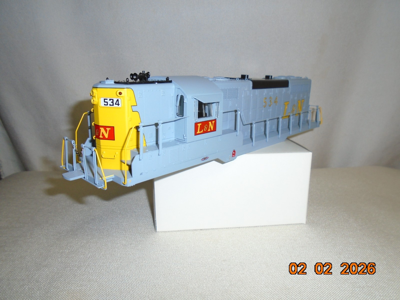 Click here to see eBay Auction