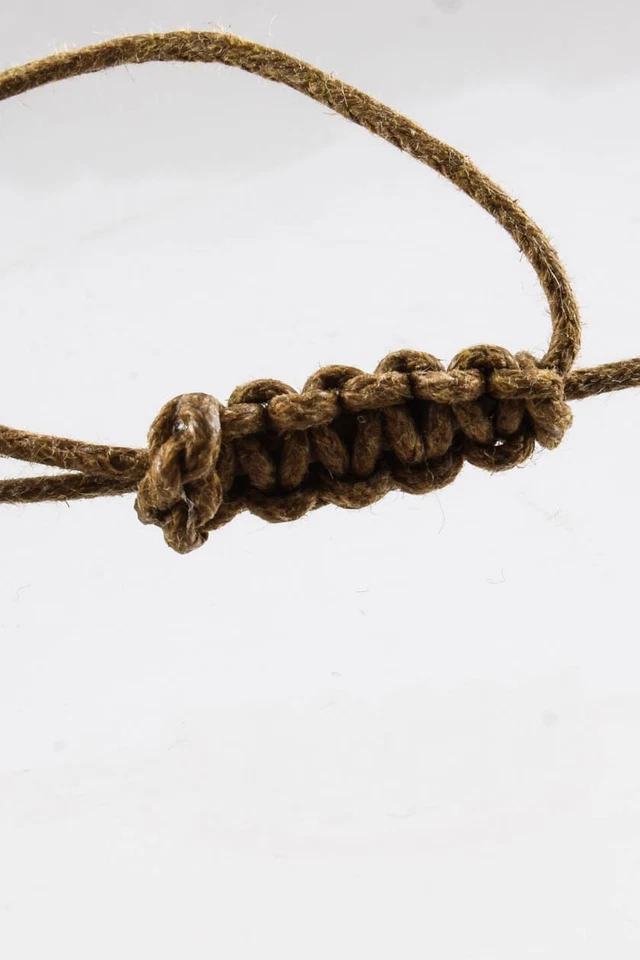 Collar de cordón con cuentas de ágata tallada perla tono latón de diseñador para mujer Foto 4 de 4