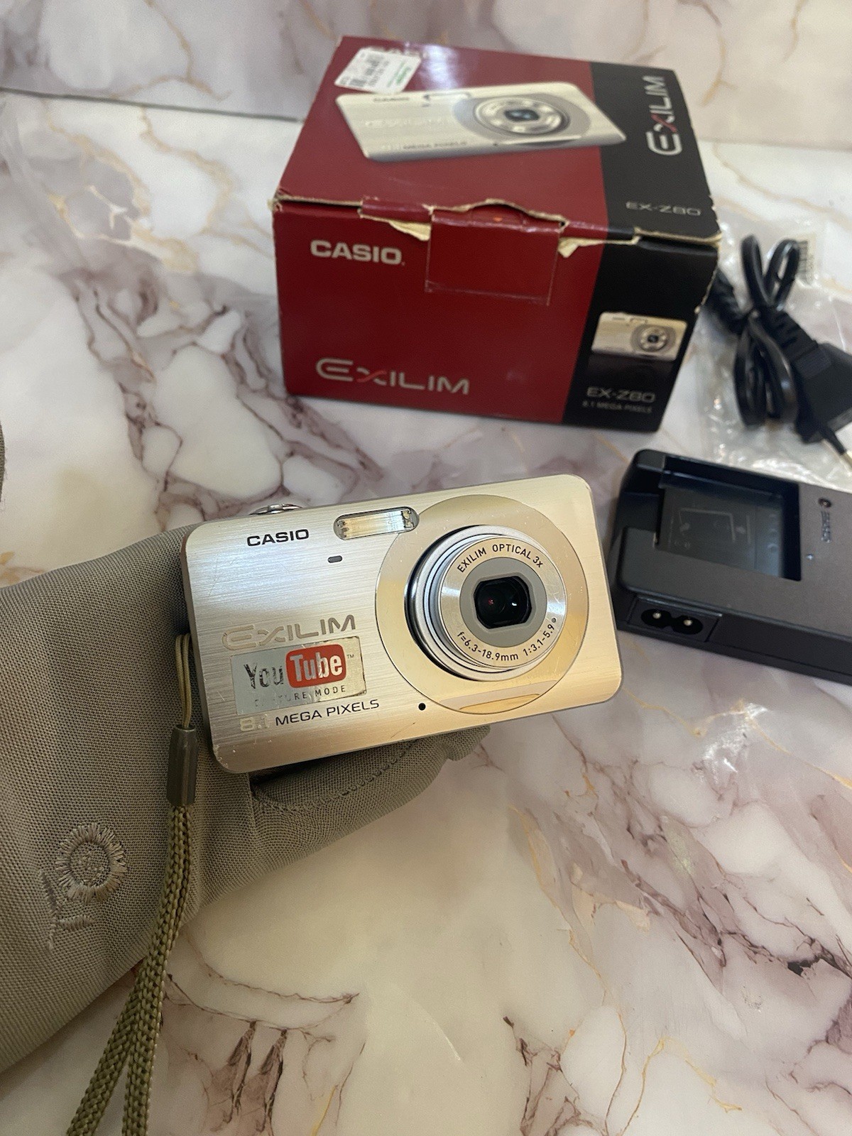 Casio EXILIM ZOOM EX-Z80 8.1MP 3X Silver Digital Camera Tested & Fully WORKING