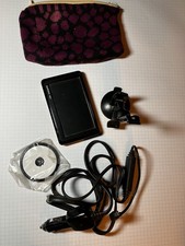 Garmin Nüvi 1390 Bundle 2010 unité GPS avec support voiture et adaptateur secteur voiture