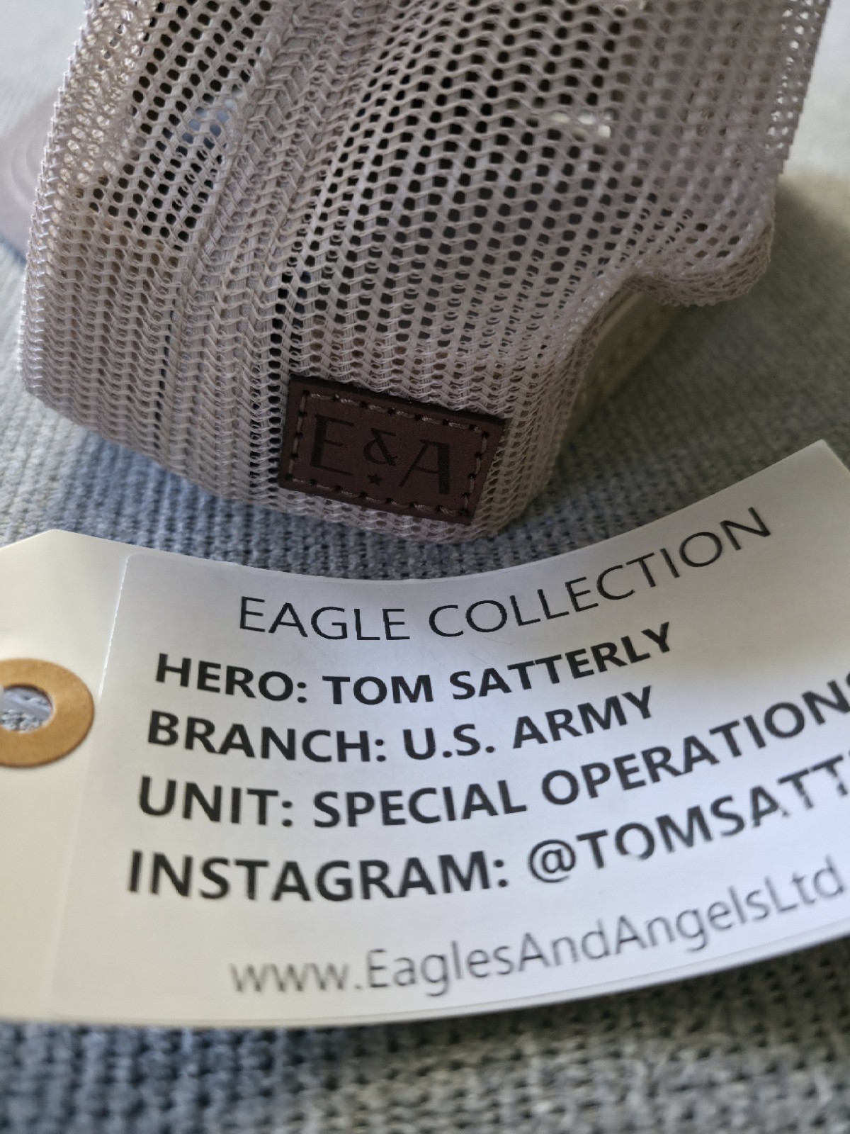 SIGNED Delta Force Operator Tom Satterly Eagles A… - image 4