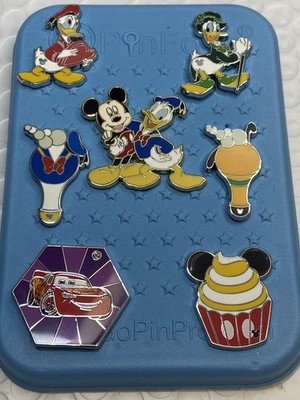 Disney 7-Pin Trading Pack w/Pin Board Wave A-Lightning McQueen & Mickey Cupcake