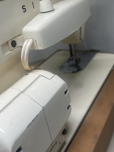 Vintage singer sewing machine model 239 For Parts Or Repair Only Free Shipping! - Picture 22 of 24