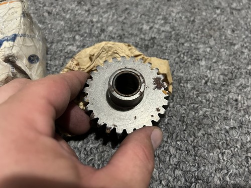 Ford KA Mk2 Reverse Idler Gear Shaft Genuine OEM 1541169 9S517140AA - Picture 4 of 5