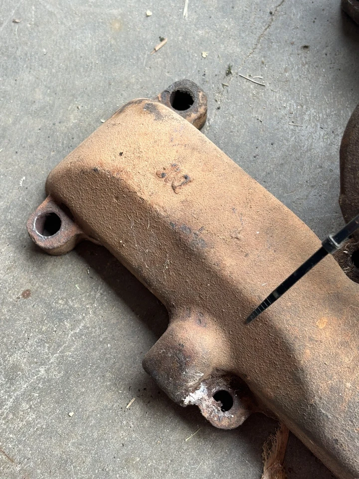Ford Truck F100 1965-1972 colectores de escape FE 352 360 390 par izquierdo derecho OEM Foto 4 de 4