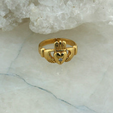 14K Yellow Gold Claddagh Ring with Small Diamond Size 7.5  