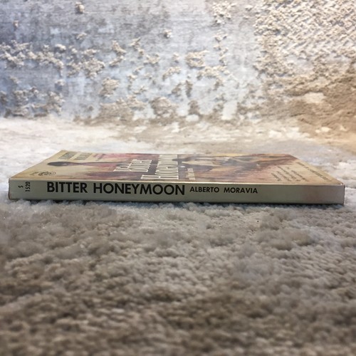 Bitter Honeymoon Romance Anthologies Paperback Book Alberto Moravia Signet 1958 - Picture 4 of 19