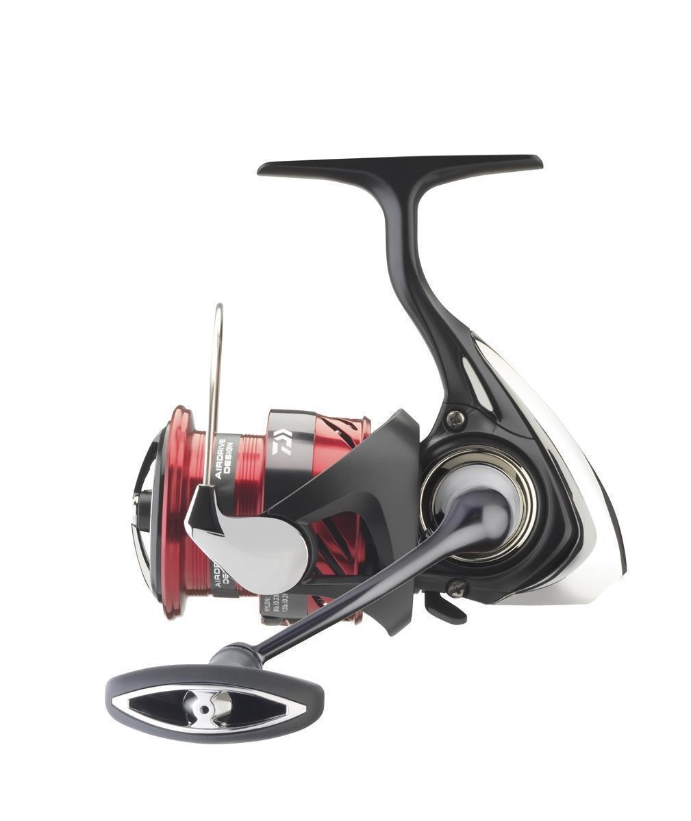 Вращающийся руль Daiwa 23 Ninja LT 2000 с передними ремнями 14290₽