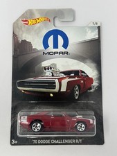 Hot Wheels Mopar Series Burgundy Red ‘70 Dodge Challenger R/T A17