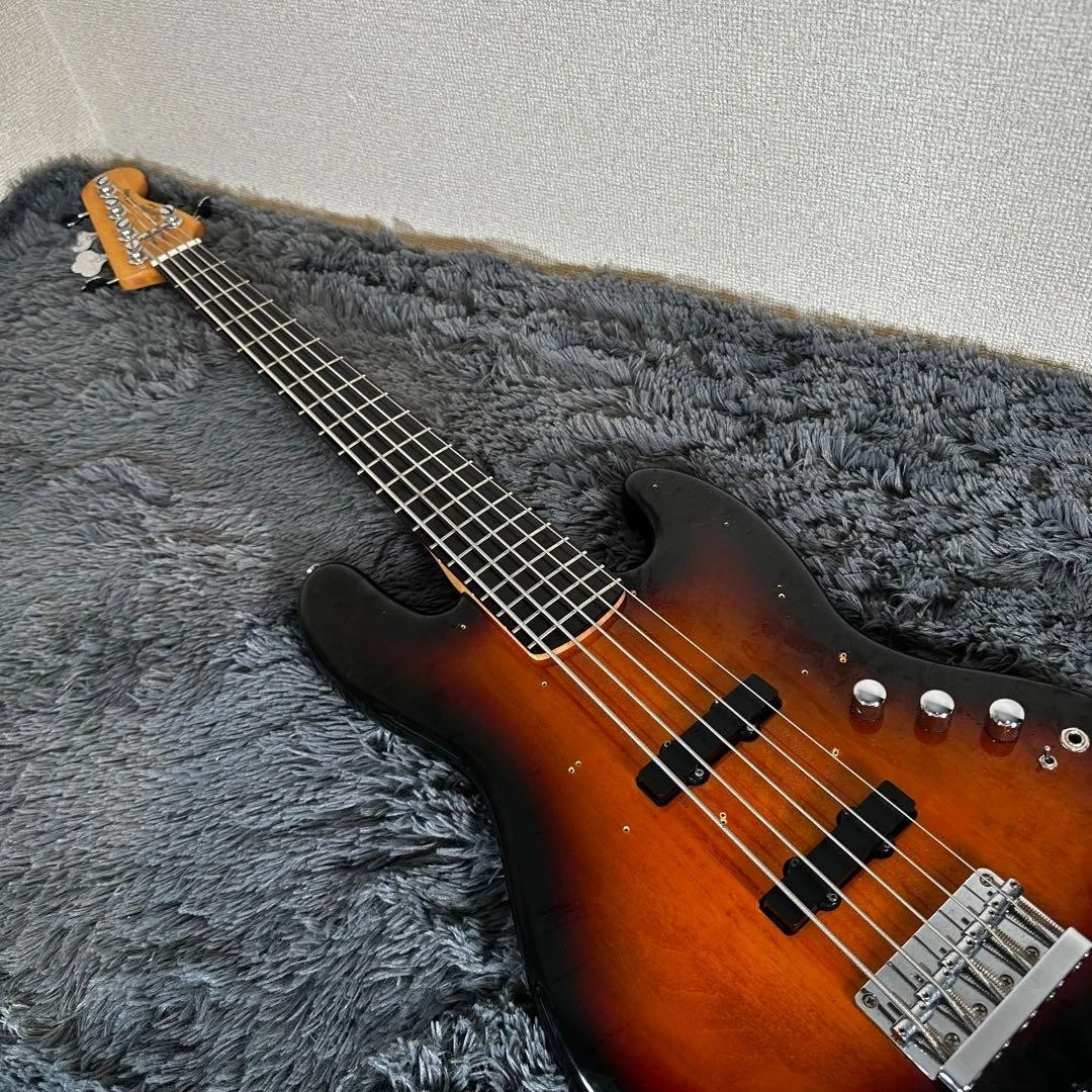 Squier Right-Handed 5 String Bass Guitars for sale | eBay
