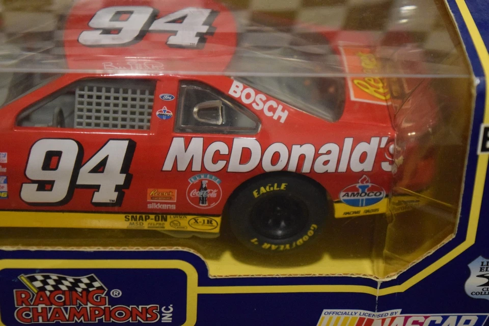 Ford 1995 Racing Champions Bill Elliott #94 McDonalds escala 1:24 Foto 3 de 4