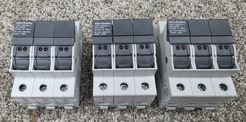 3 NEW Allen-Bradley 3-pole, 30A Class CC Illuminated fuse holder 1492-FB3C30-L 