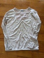 Petit Bateau long-sleeve top in a white floral print Play Condition Size 6/7