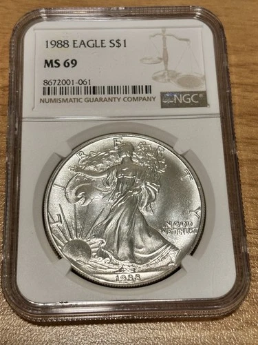 1988 American Silver Eagle - .999 1oz Silver NGC MS69