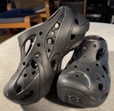 Crocs Womens Caged Clogs Size 7