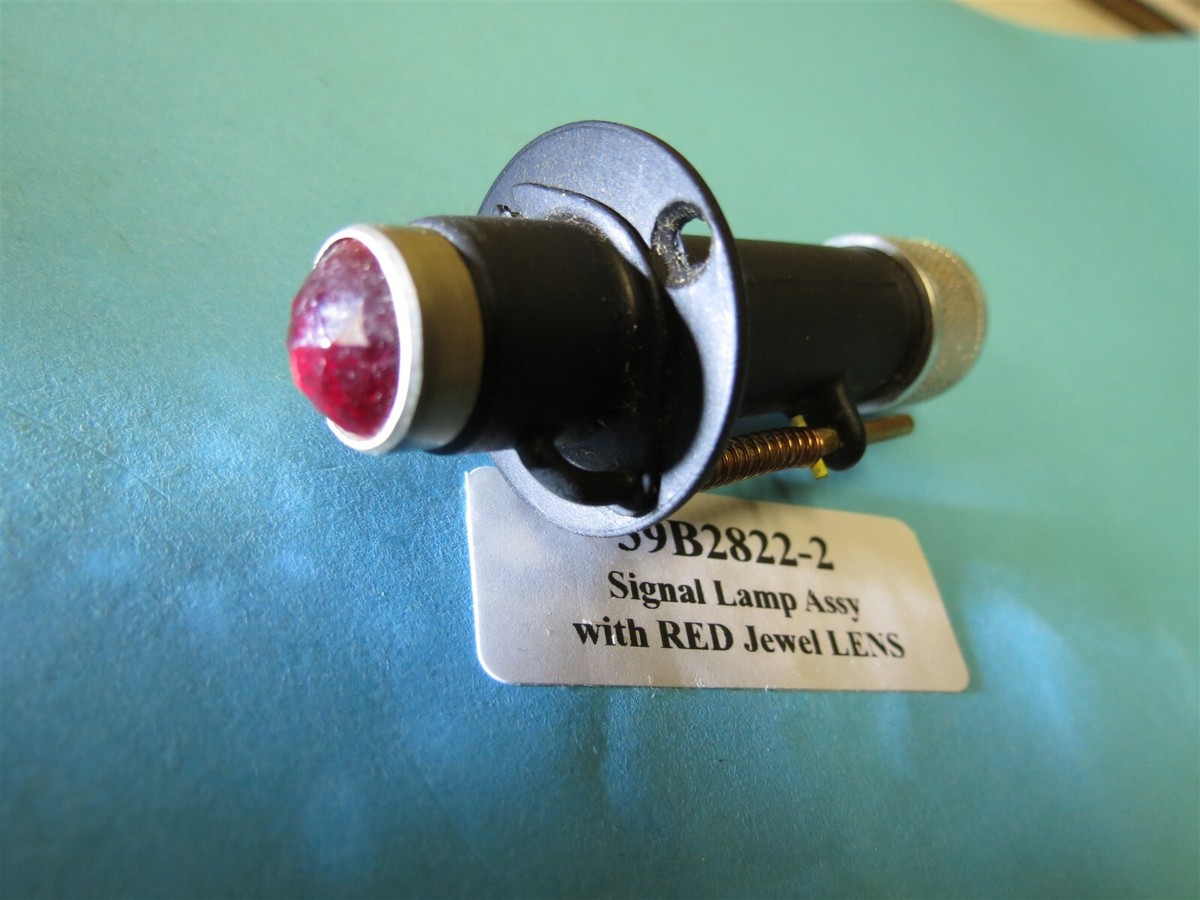 Red Jewel Lens WWII Aircraft Cockpit Light 39B2822-2 Signal Lamp