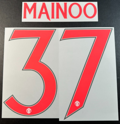 2024 2025 OFFICIAL MAN UNITED MAINOO 37 CUP PLAYER SIZE RED NAMESET