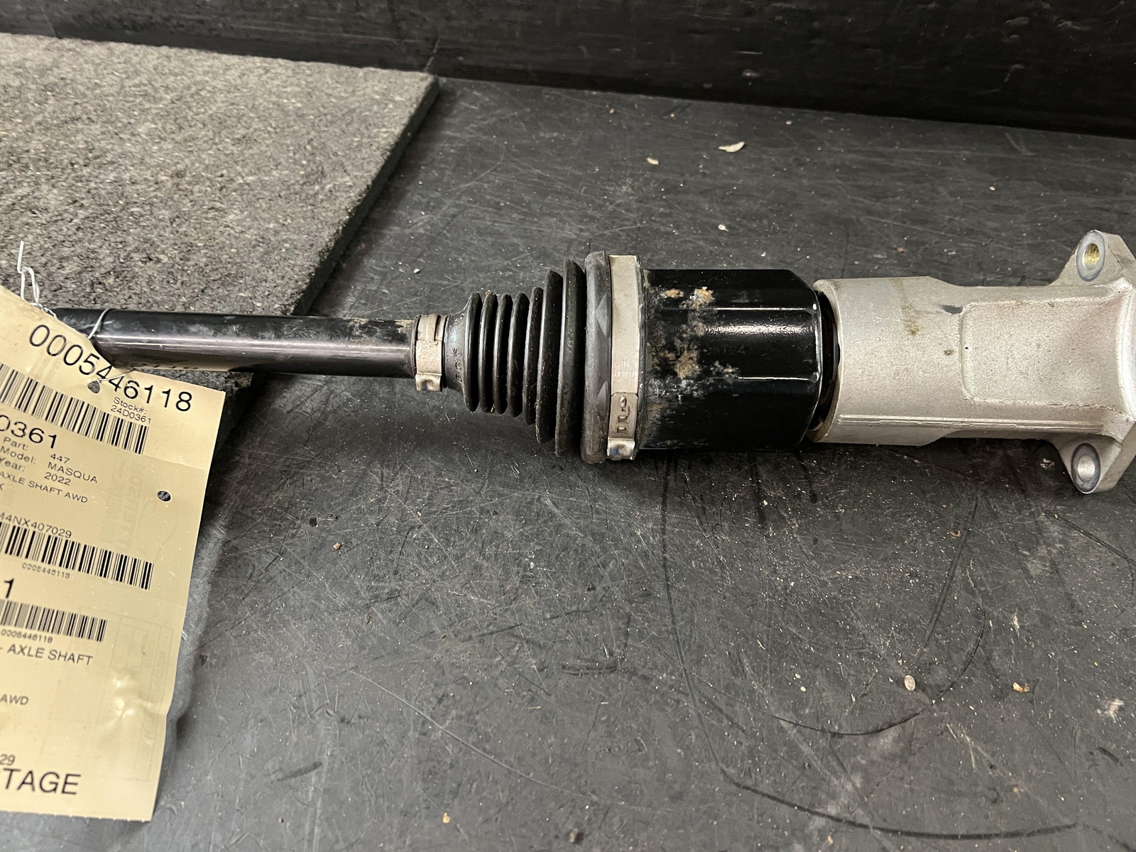 17-22 MASERATI QUATTROPORT AWD FRONT DRIVER LEFT LH CV AXLE SHAFT 6700320340