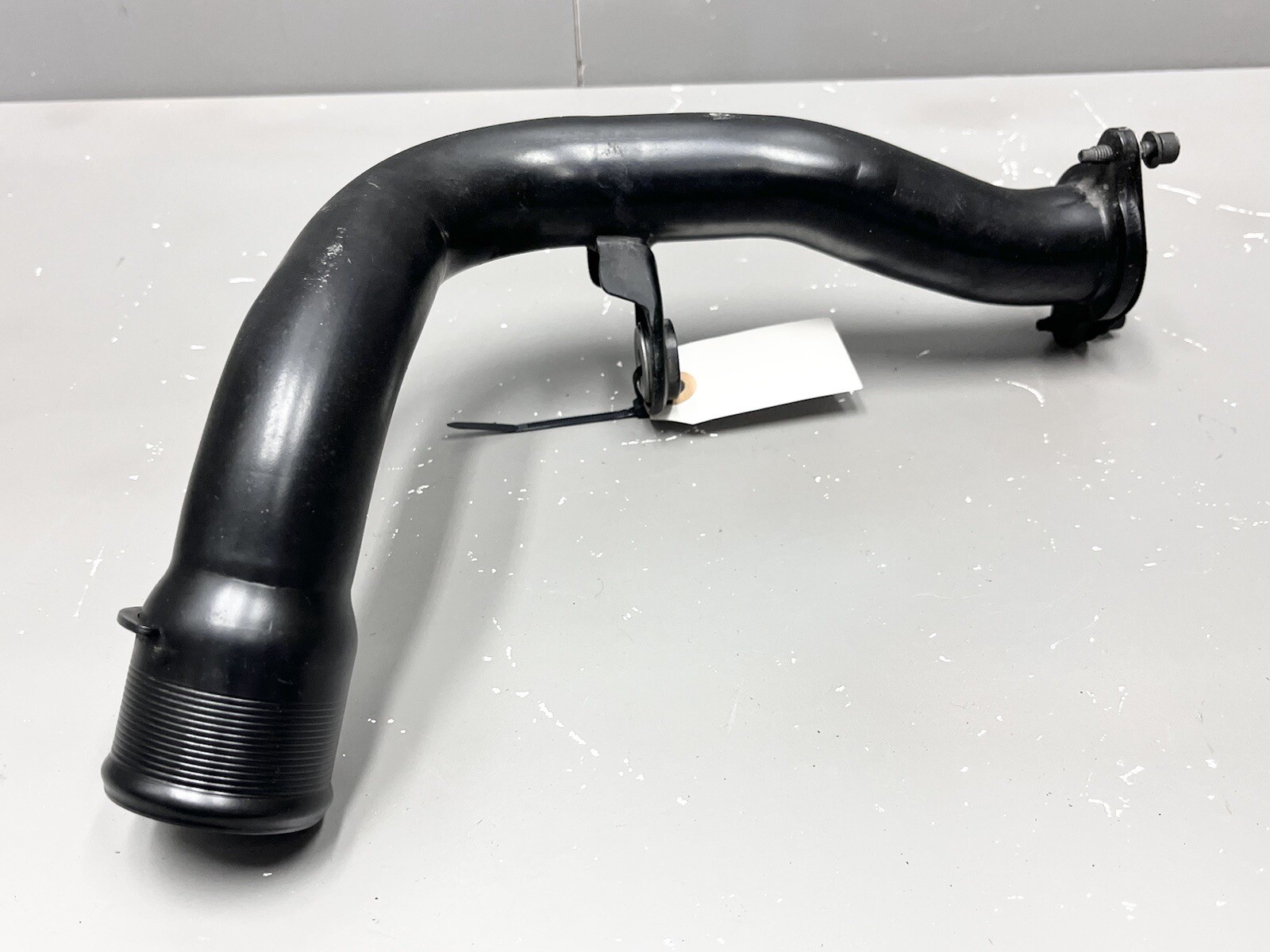 ⭐️2017-2020 MASERATI LEVANTE RIGHT TURBO INTERCOOLER AIR INTAKE HOSE PIPE TUBE
