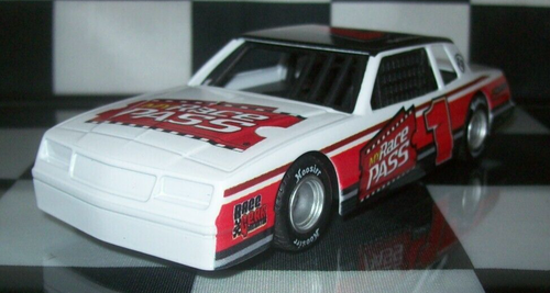 STOCK CAR #1 RACE PASS 1/32 PULL BACK DIRT DIECAST CAR - Picture 3 of 7