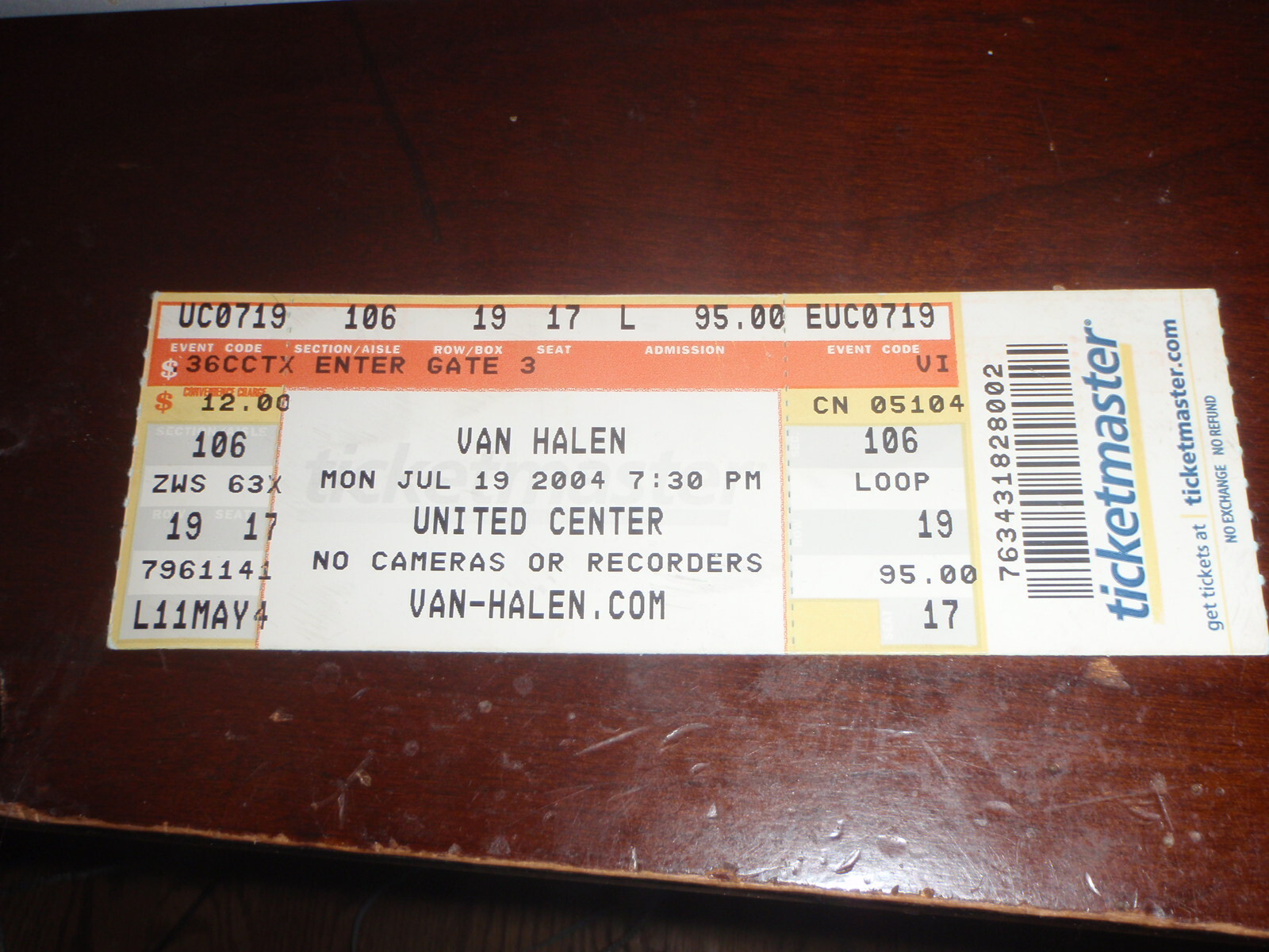 VAN HALEN UNITED CENTER 719 2004 REUNION TOUR CONCERT TICKET EDDIE VAN