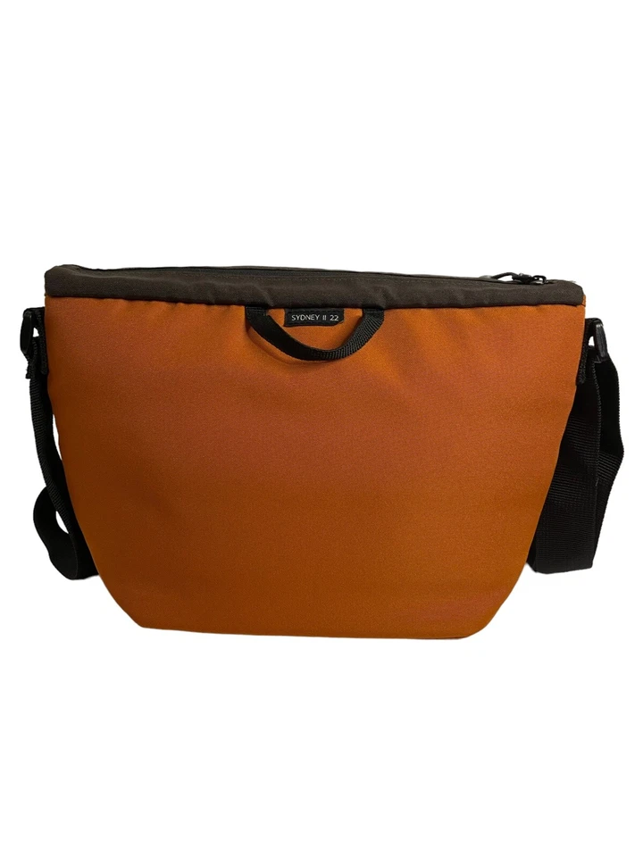 Vanguard USA Sydney II 22 Estuche para Cámara Soporte 14" W x 9" H Marrón, Óxido y Negro Foto 2 de 4