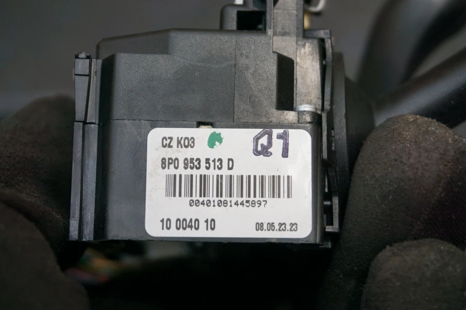 Set of 2 Turn Signal & Wiper Switch Lever 8P0953513D OEM Audi R8 Type 42 2008-09 - Image 4 of 4