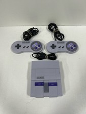 NINTENDO NES W/ 2 CONTROLLERS (P20033076)