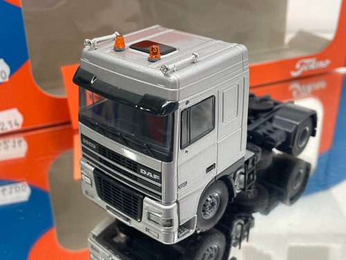 TEKNO HOLLAND DAF 95 XF 430 TRACTOR + EXTRA RIMS -SILVER MET. 1:50- GOOD IN BOX - Picture 6 of 13