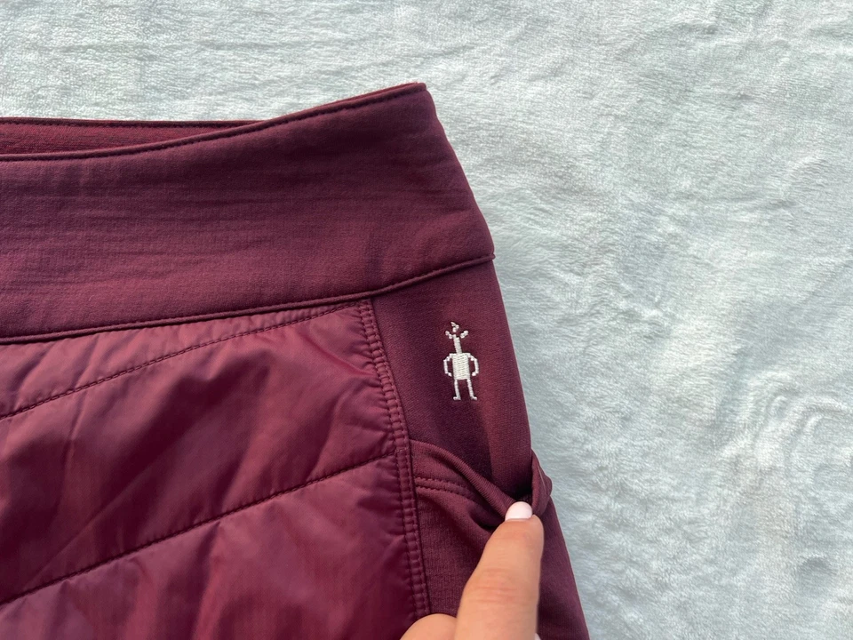 Falda acolchada Smartwool Smartloft para mujer pequeña ciruela/roja lana merino Foto 3 de 4