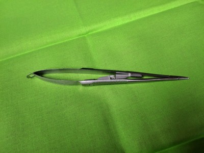 V. Mueller OP7412 Surgical Ophthalmic 5'' Locking Needle Holder
