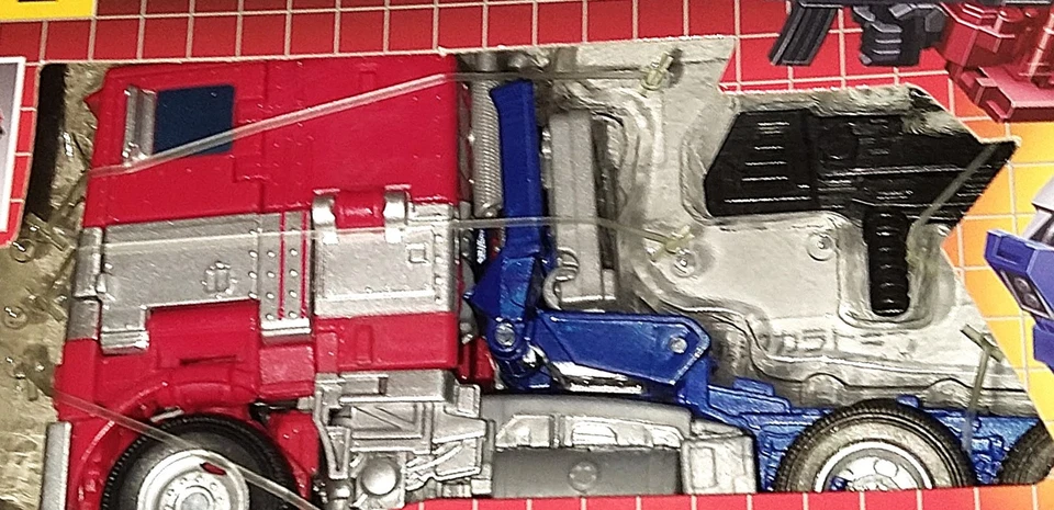 Transformers Optimus Prime 35th Anniversary Studio Series 2019 Takara w G1 Box - Image 3 of 4