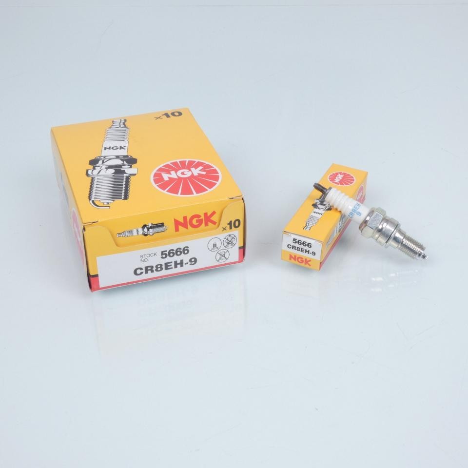 Bougie moto NGK CR8EH-9 lot de 10 pour un démarrage à froid stable et rapide