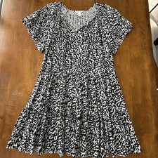 NINE WEST Size Large L Black Tunic Pullover Dress with White Abstract Print EUC