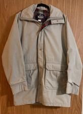 Vintage Woolrich Men's Gray Jacket - Plaid Wool Lined - Size: M