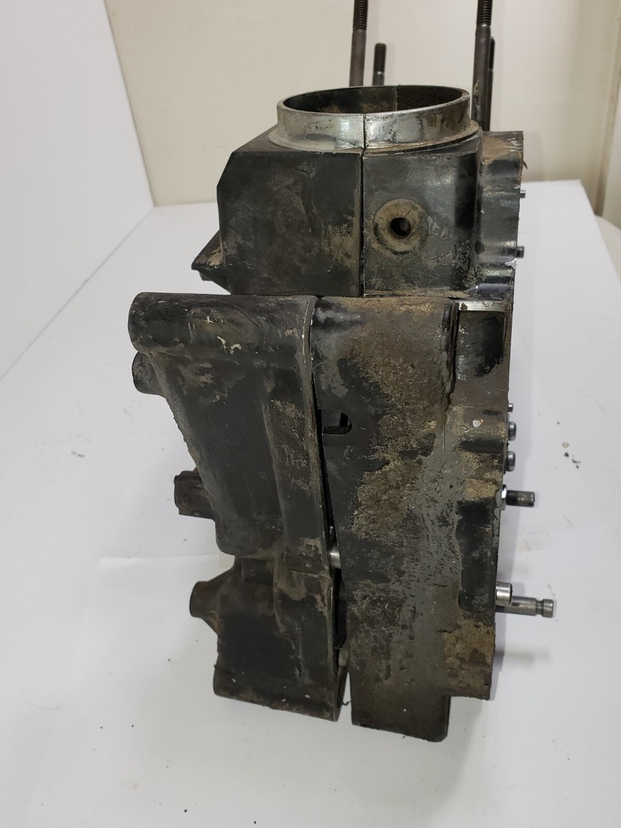 1976-79 Kawasaki KD175 KE175 Crankcase Crank Case Matched Set