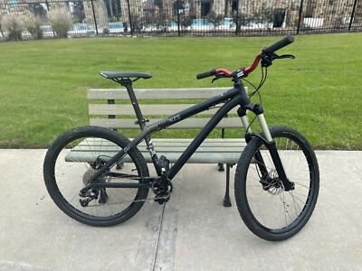 NS Clash Dirt Jumper Mountain Bike Free Ride Manitou 20mm Avid