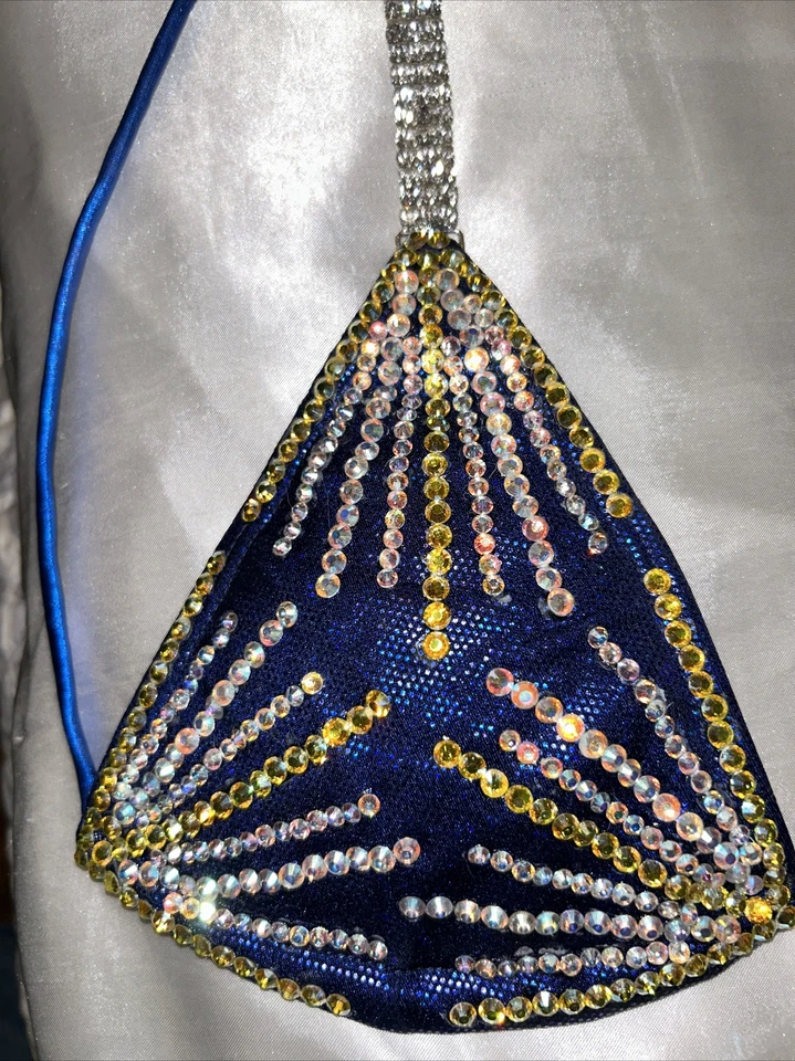 traje figura bikini competición Foto 4 de 4