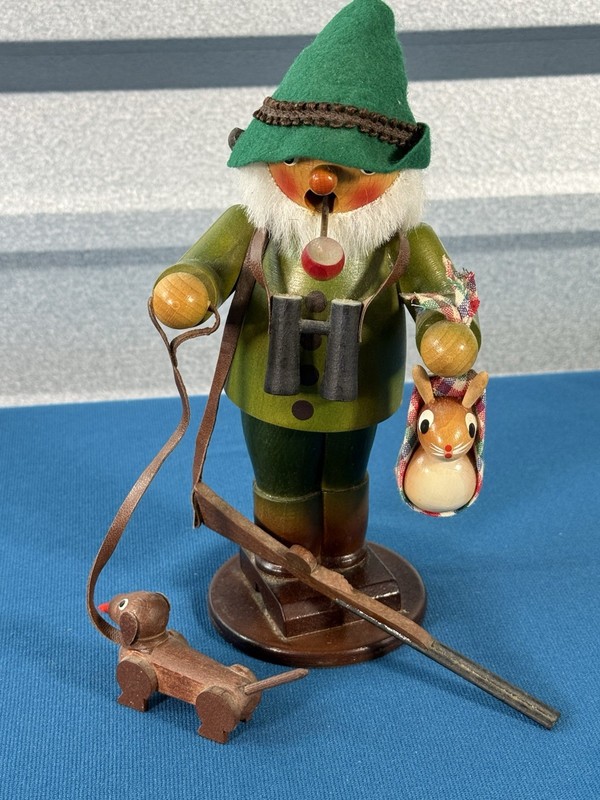 VTG German Incense Wood Smoker Hunter Rauchermann Erzgebirge Germany
